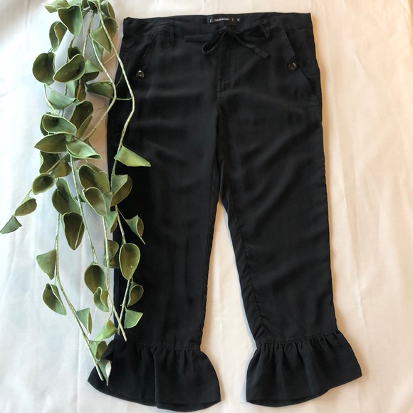 Calvin Rucker S’What I Like cropped pant ruffle 10 - Picture 2 of 6